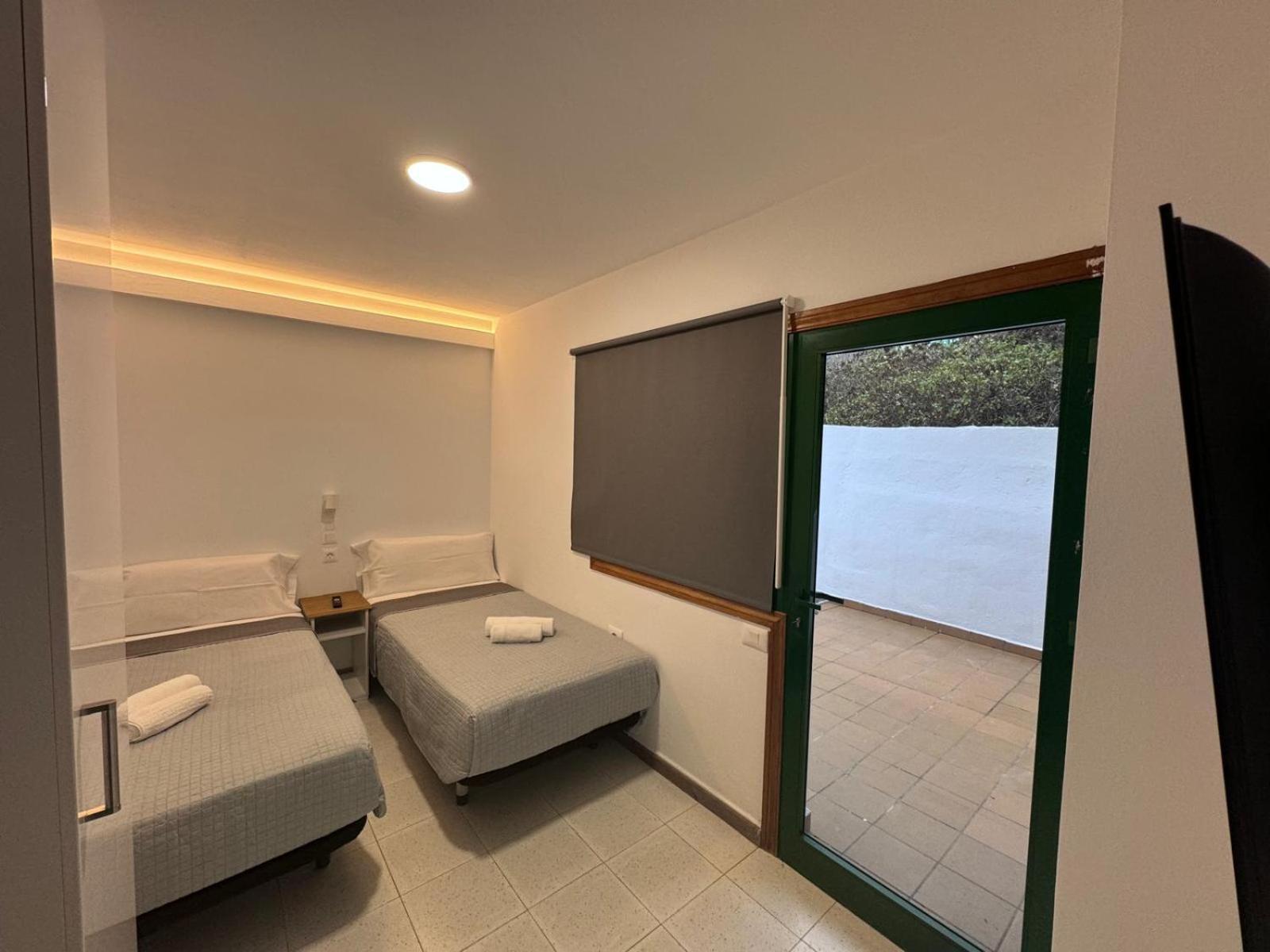 Apartamento Vivienda En El Centro De La Isla 2Hab Con Terraza Valverde  Exterior foto